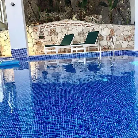 Hikaye Villa *