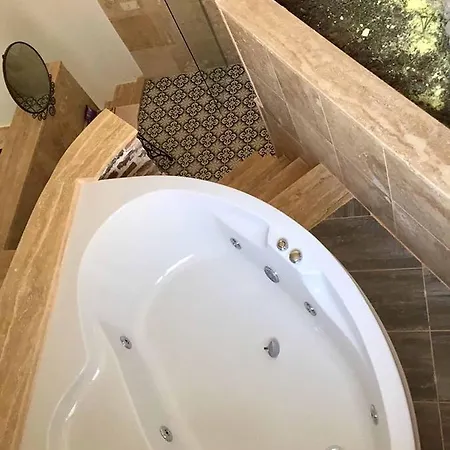 Hikaye Villa